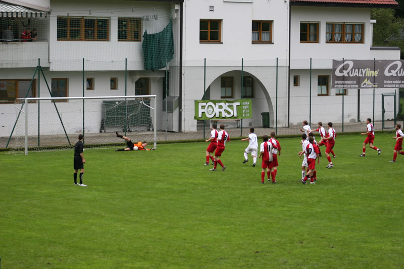 gal/Saison2008-2009- Pokal 1. Runde Hinspiel: Vintl - SV Reischach/2008-08-24 SVR gg. Vintl - Pokalhinspiel 061.jpg